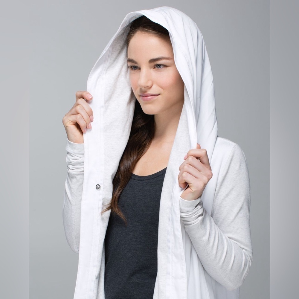 Lululemon Blissed Out Wrap in White / Heathered White • size 6 - Picture 6 of 14